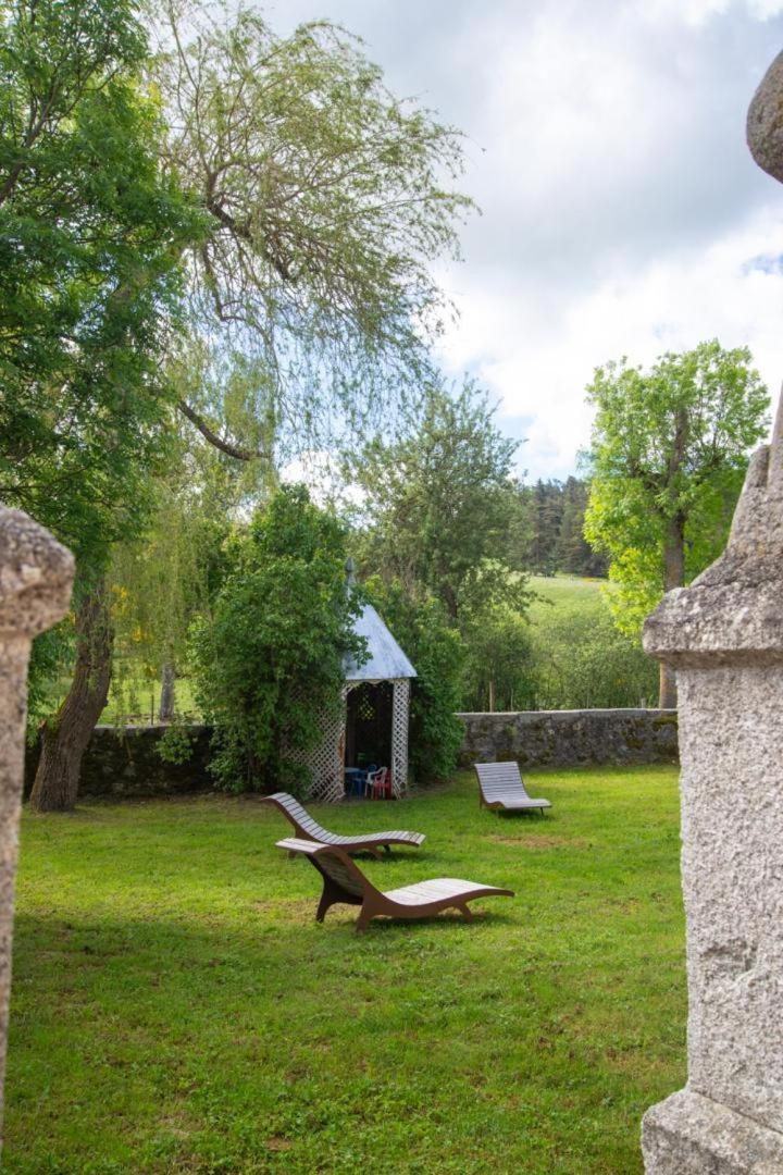 Gite De La Grange - Domaine De Coulagnettes Serverette Экстерьер фото